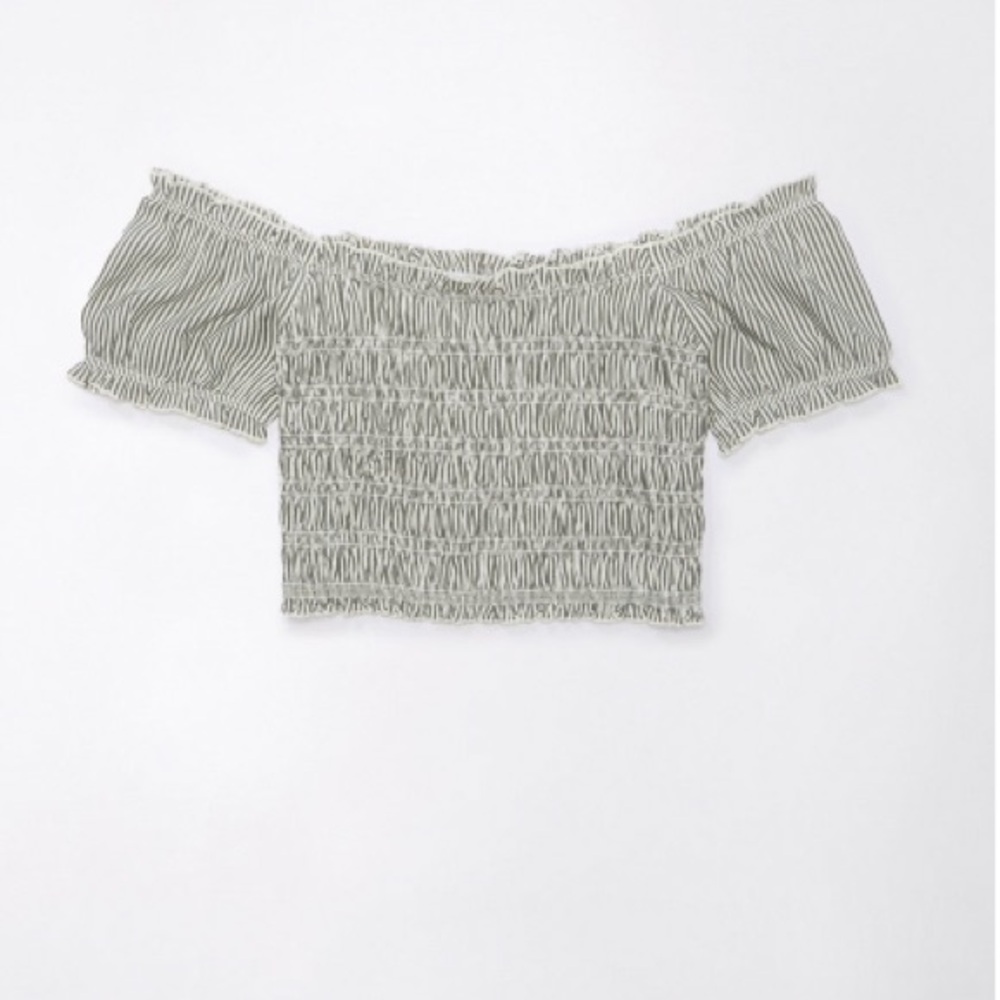 NWT American Eagle Outfitters Smocked Top
